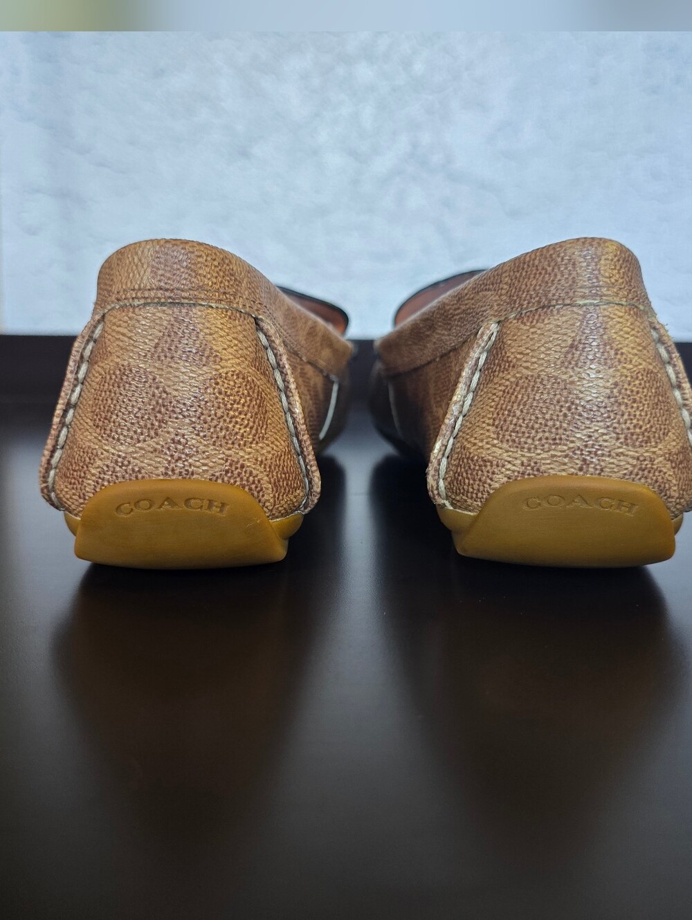 Coach Women's Studded Driving Loafers in Signature C Light Brown Leather Sz 8.5 - Picture 4 of 6